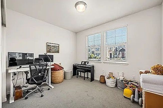 Photo of 1588 Parkside Way, Roseville, CA