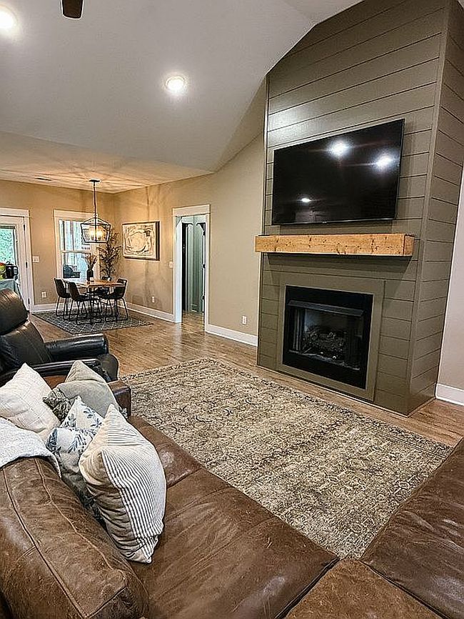 Photo of 1842 Fox Meadow Trl Se