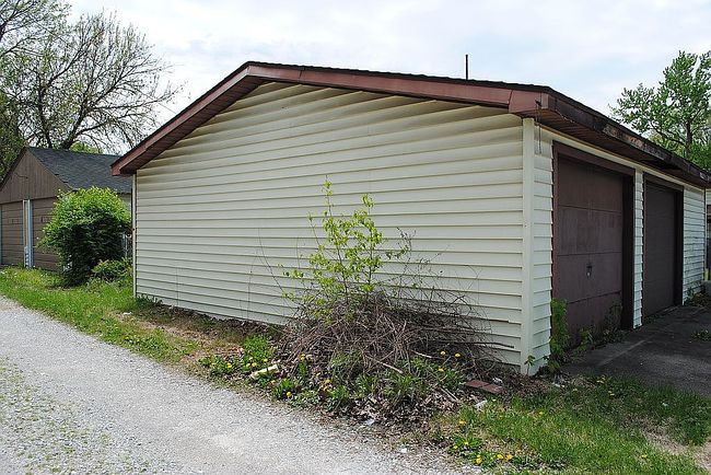 Image of 2000 S 5th St