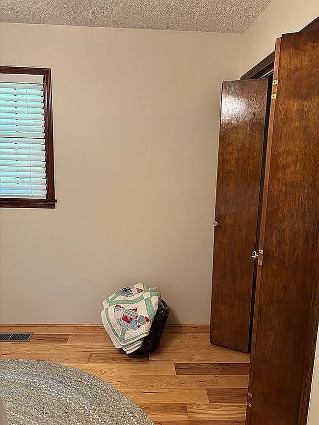 Photo of 965 Spring Hill Rd, Paris, TN