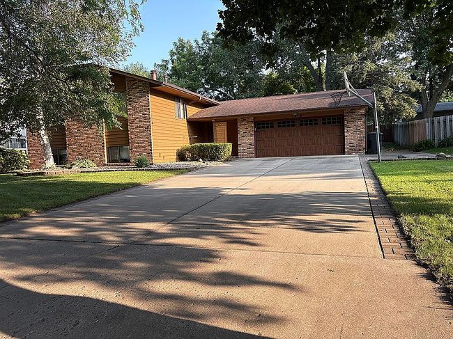 Photo of 1919 Driftwood Ave