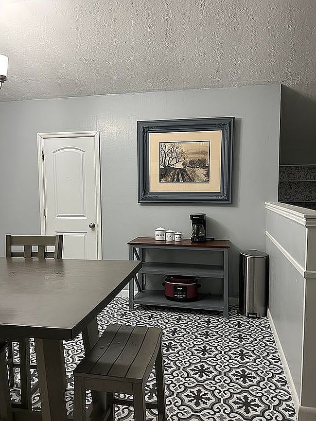 Additional photo 2 of property located at 85 White Oak Ln