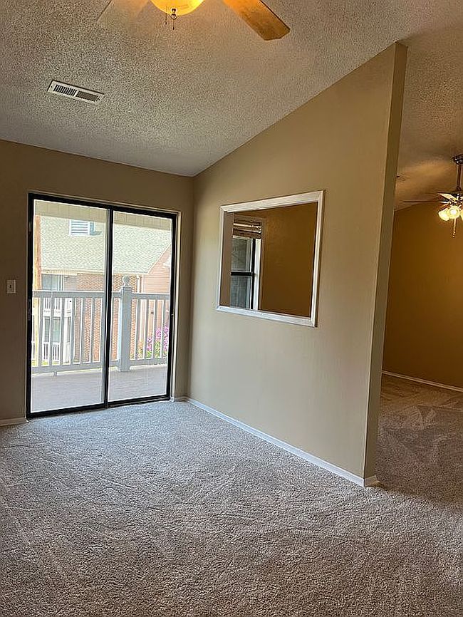 Photo of 6611 Willow Pointe Dr Nw Apt C, Huntsville, AL