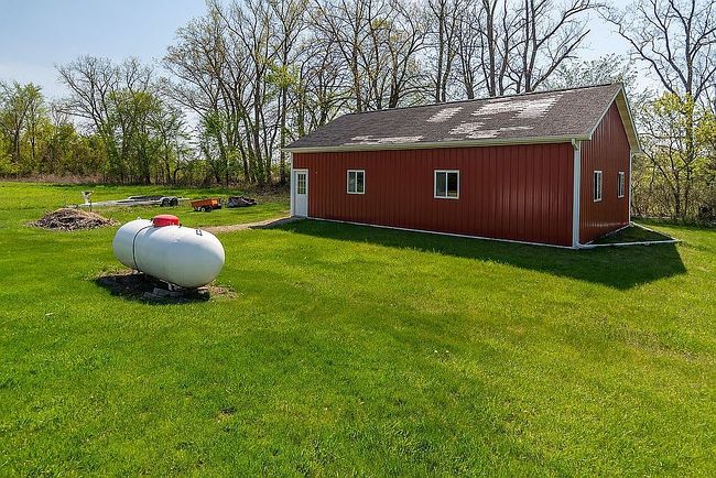 Photo of 14897 Almont Rd, Allenton, MI