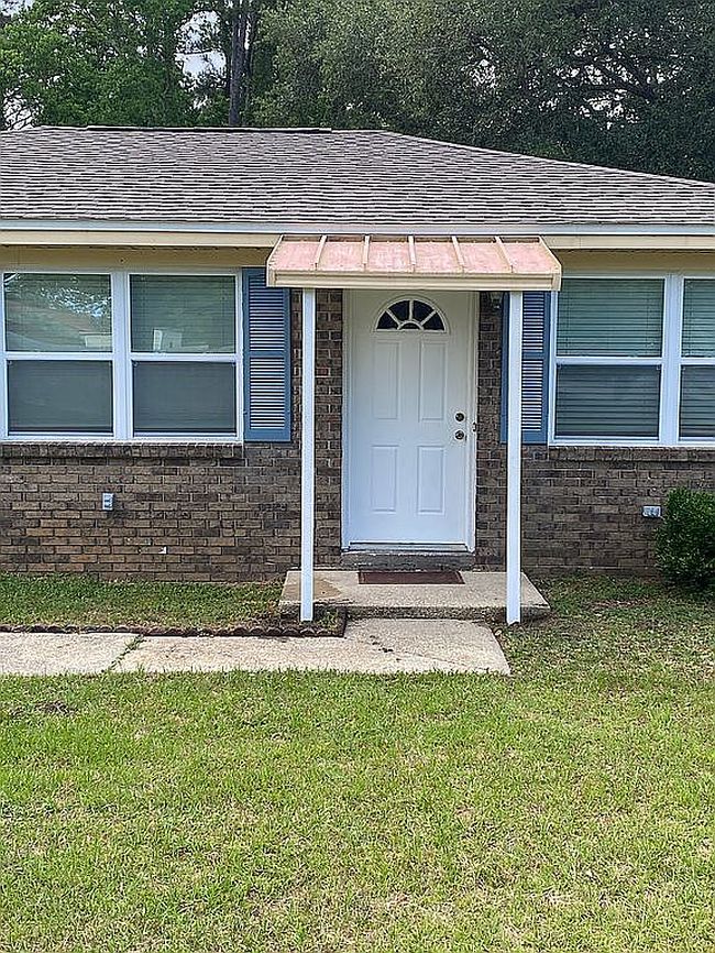 Additional photo 3 of property located at 3087 Fayal Dr