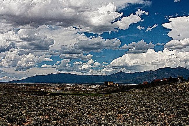 Photo of 42 Baird Dr, Ranchos De Taos, NM