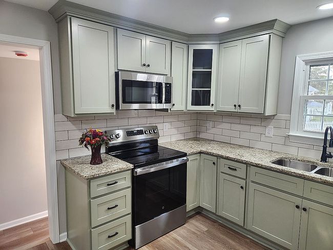 Image of 331 Center St