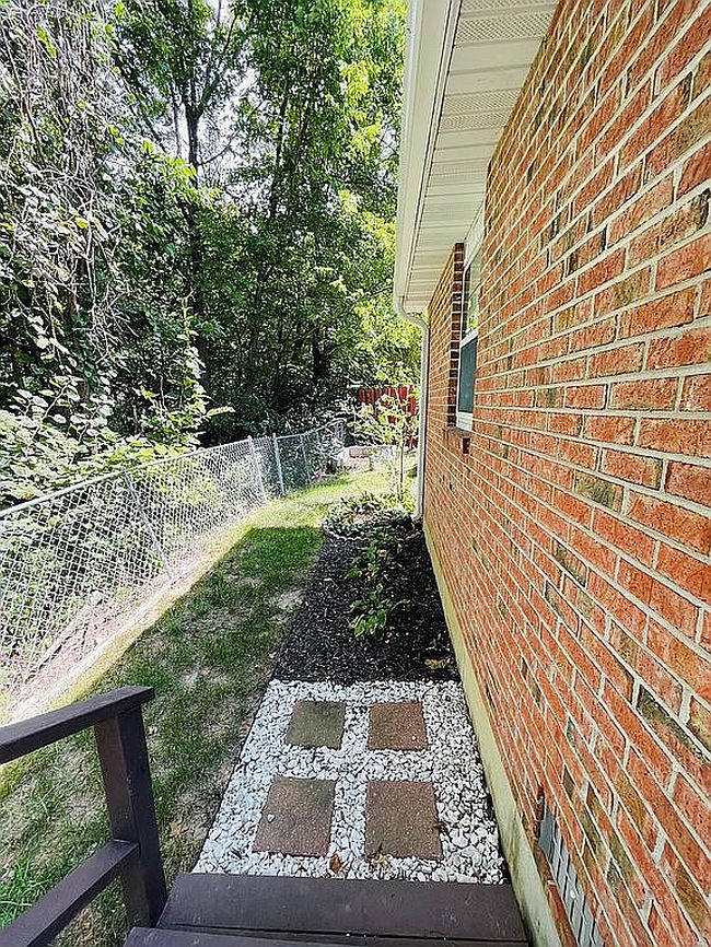 Image of 2511 N Leisurely Way