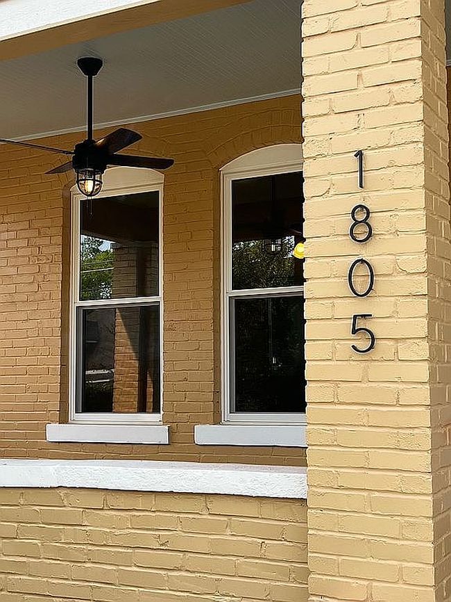 Image of 1805 S Willow St