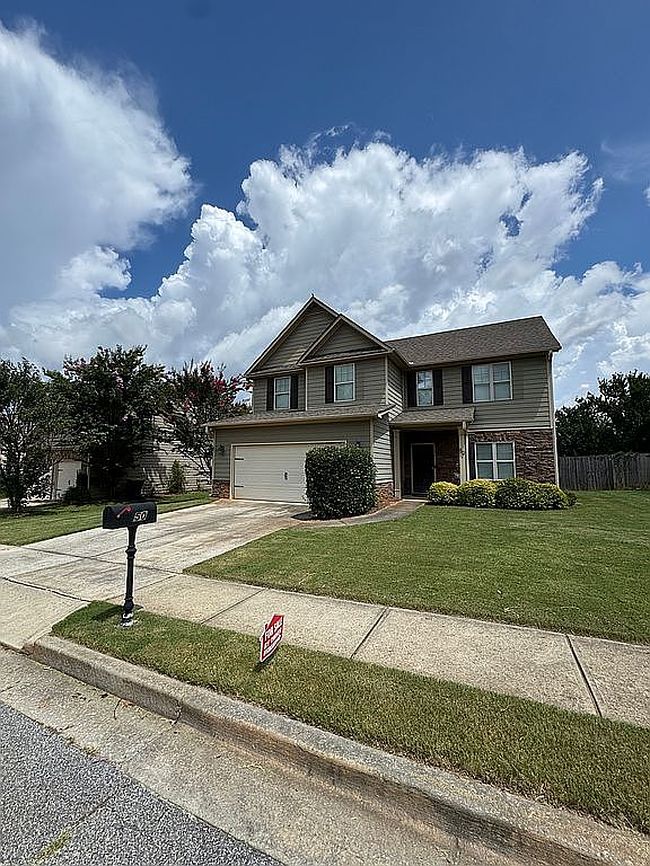 50 Camden Village Dr, Newnan, GA