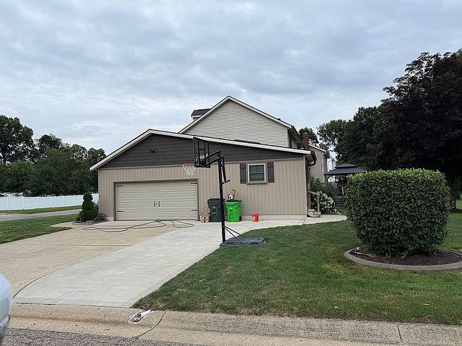 Photo of 6301 Palmer Dr Nw, Canton, OH