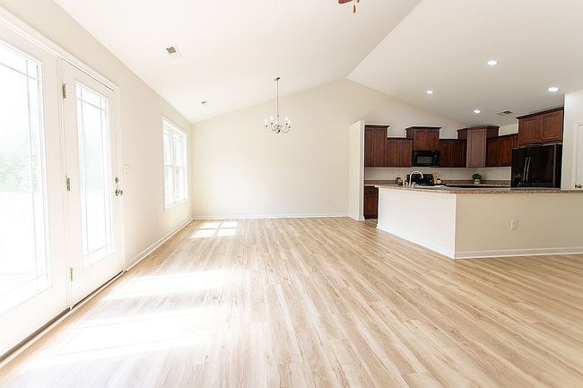 Additional photo 2 of property located at 1060 Jennys Creek Rd