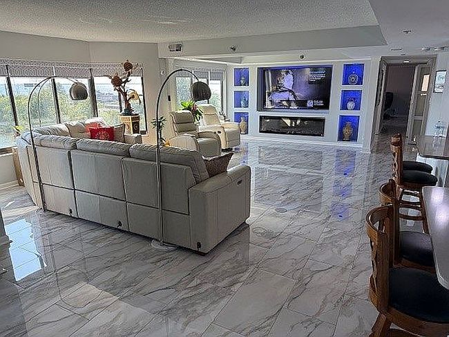 7505 River Rd Apt 1E, Newport News, VA