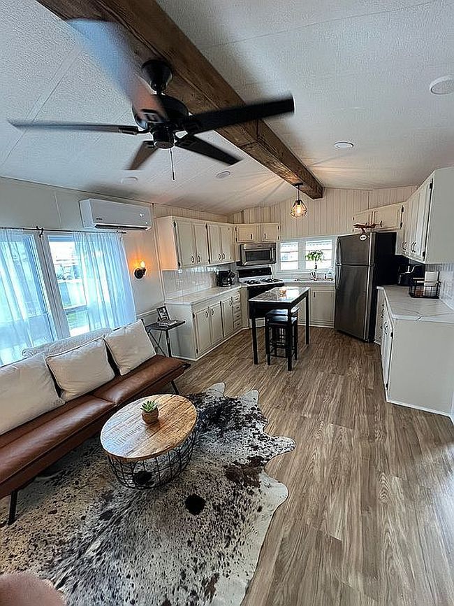 Photo of 12400 Us Highway 19 Frontage Rd N #1118, Clearwater, FL
