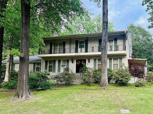 Image of 1407 Redbud Cir