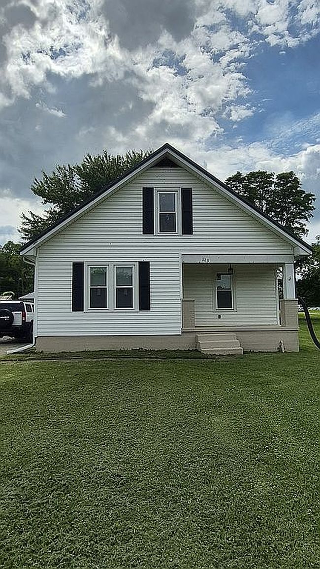 Photo of 123 Blake Ln, Berry, KY