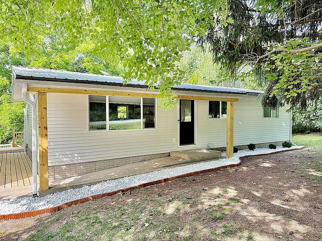 Photo of 2765 Anchorage Rd Ne, Solon, IA