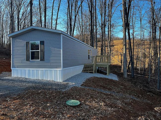 Image of 557 Bear Hollow Rd #9