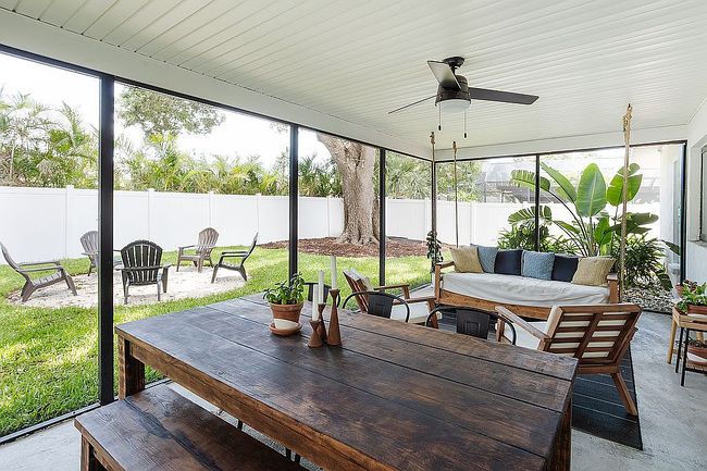 Image of 3920 Basswood Dr