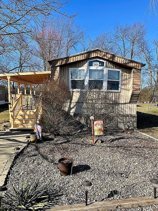 Image of 163 Rolling Valley Ln