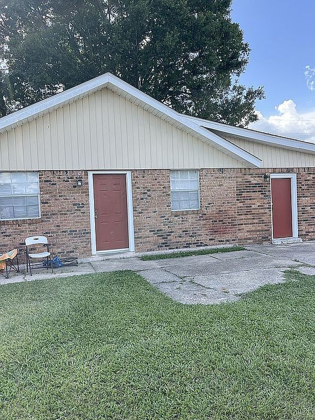 Photo of 1332 S Barbier Ave, Thibodaux, LA