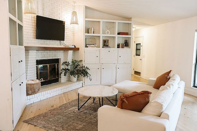 Image of 444 Gerona Rd