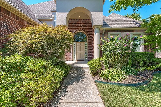 Image of 8320 S 69th Ave E