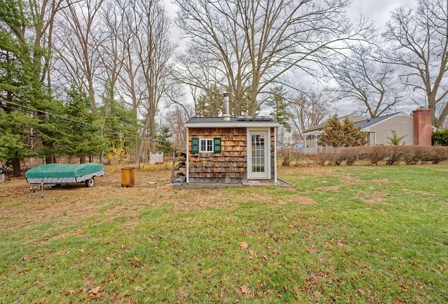 Photo of 32 Brookwood Dr, Latham, NY