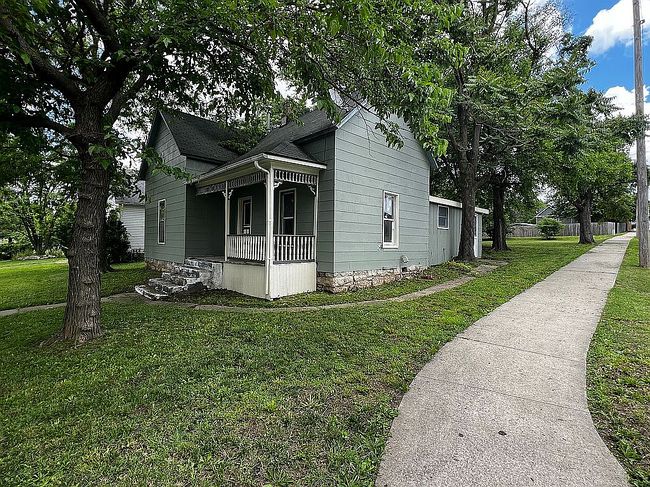 Photo of 5327 Smith St, Russellville, MO