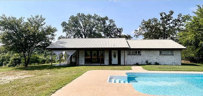 Photo of 180 Lakefront Rd, Gillham, AR