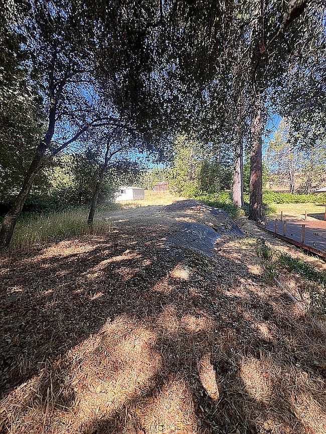 Photo of 7935 Fairplay Rd, Somerset, CA