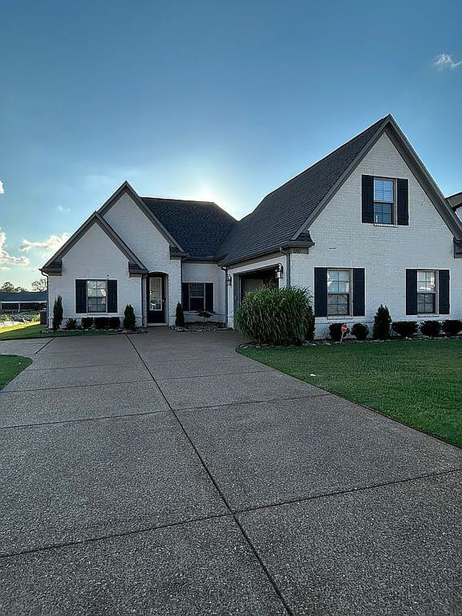 Photo of 3797 Roland Dr