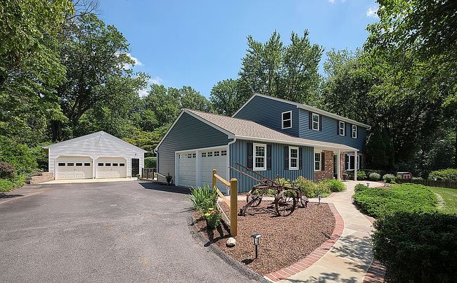 Photo of 60 Hilltop Dr, Downingtown, PA