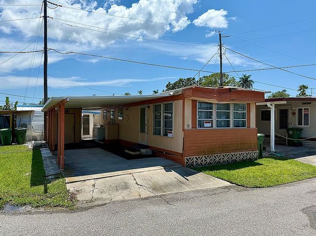 Photo of 18 Poinciana Cir, Bradenton, FL