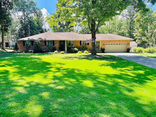Photo of 120 S Meadow Dr