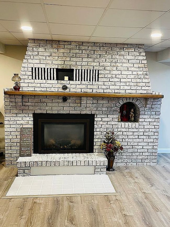 Photo of 1403 1st Ave E, Dyersville, IA