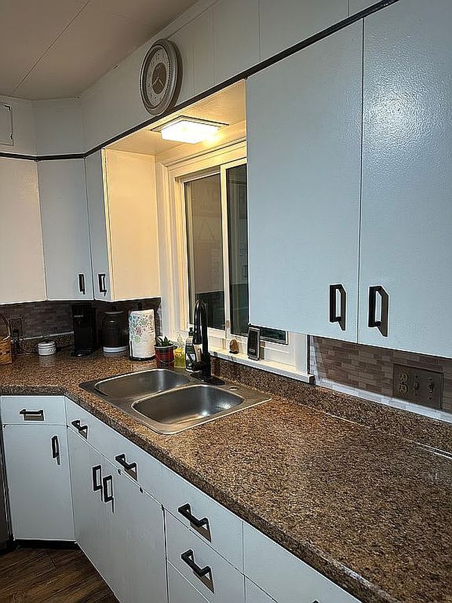 Image of 402 E Water St