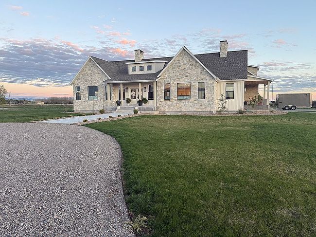 Image of 2479 Diamond H Ln