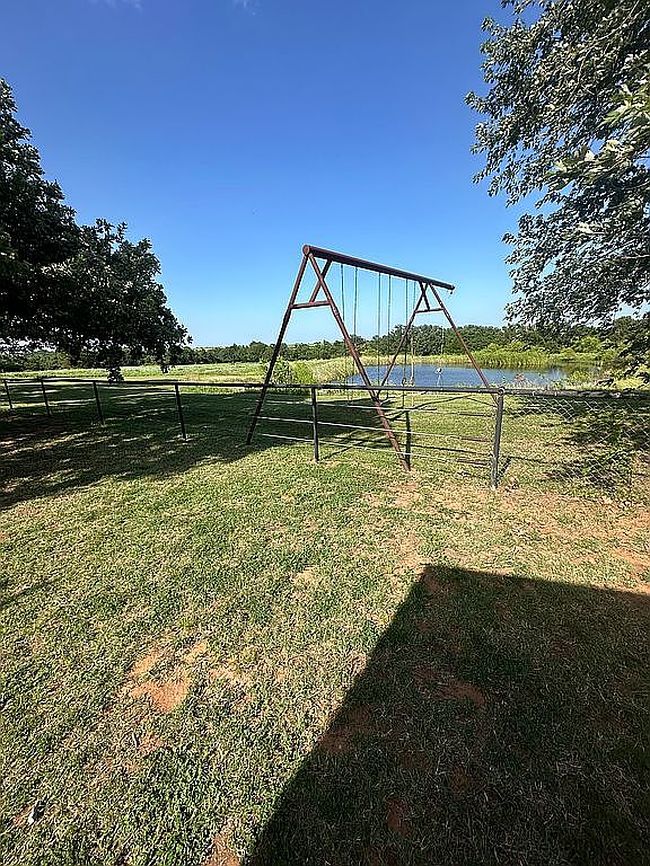 Photo of 3030 S Broadway St, Guthrie, OK