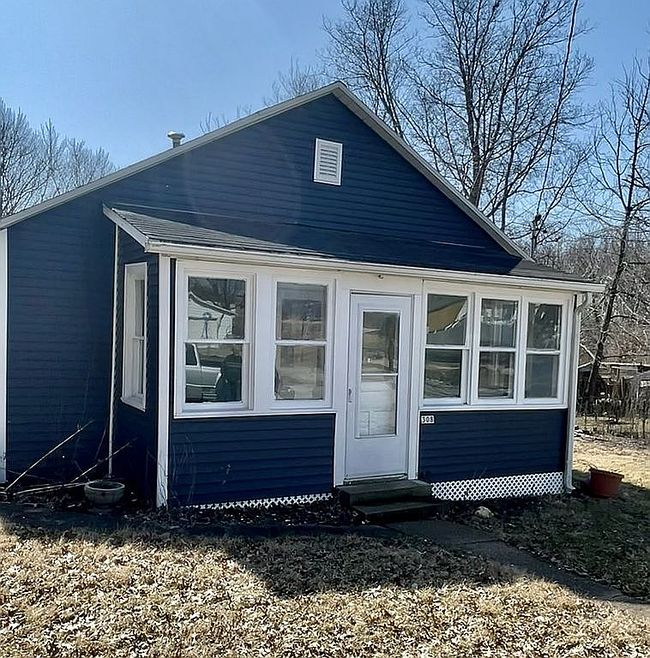Image of 308 W Main St