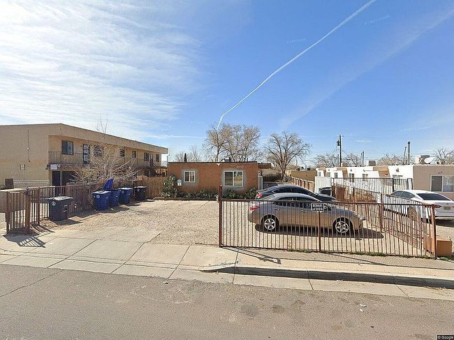 Photo of 325 Tennessee St Ne, Albuquerque, NM