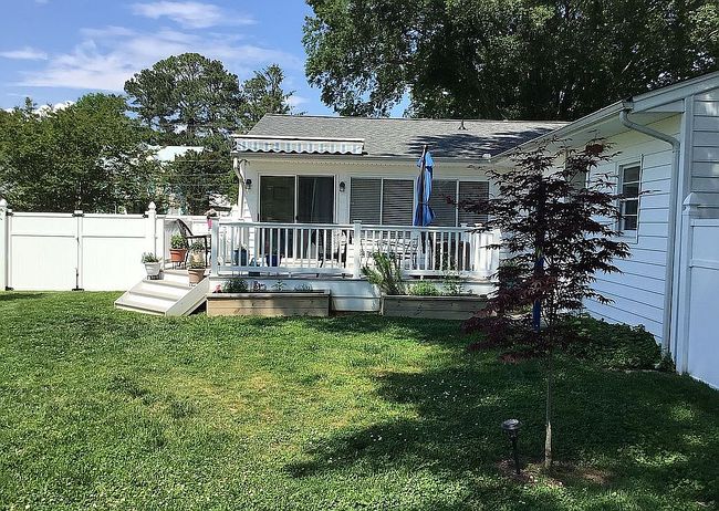 Image of 390 Cross St