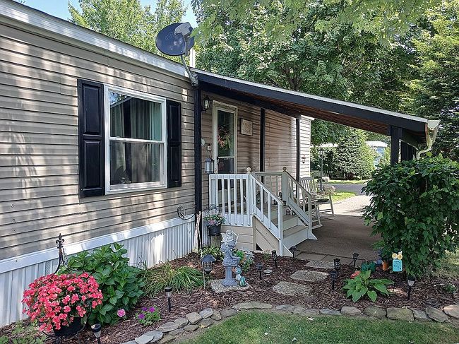 Additional photo 2 of property located at 1848 Leo Ave