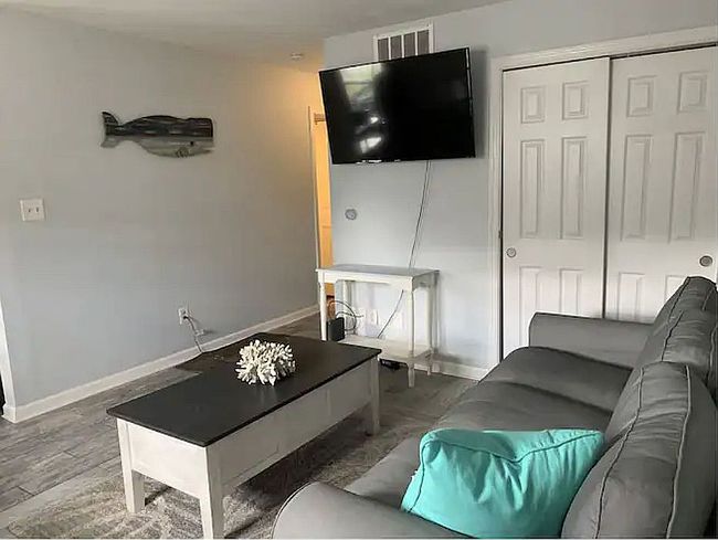 Preview of property located at 401 Arctic Ave Apt 101