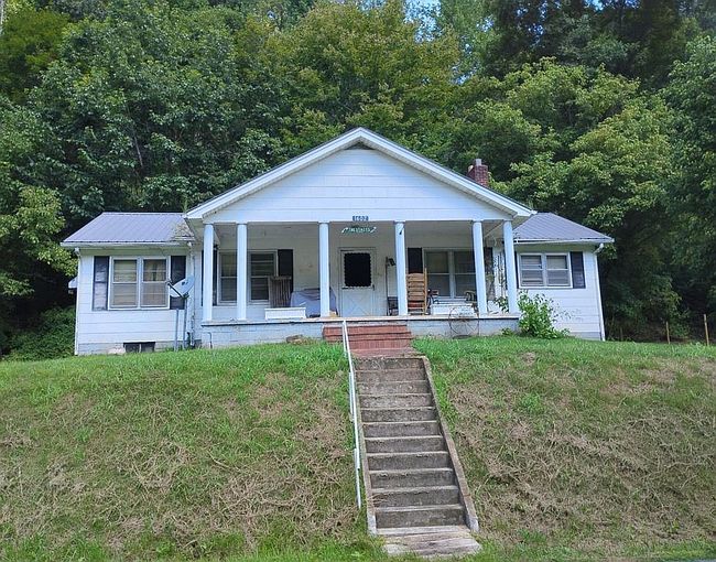 Preview of property located at 1602 Fairview Rd