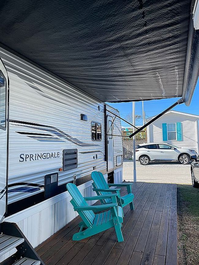 Photo of 105 Block Dr, Emerald Isle, NC