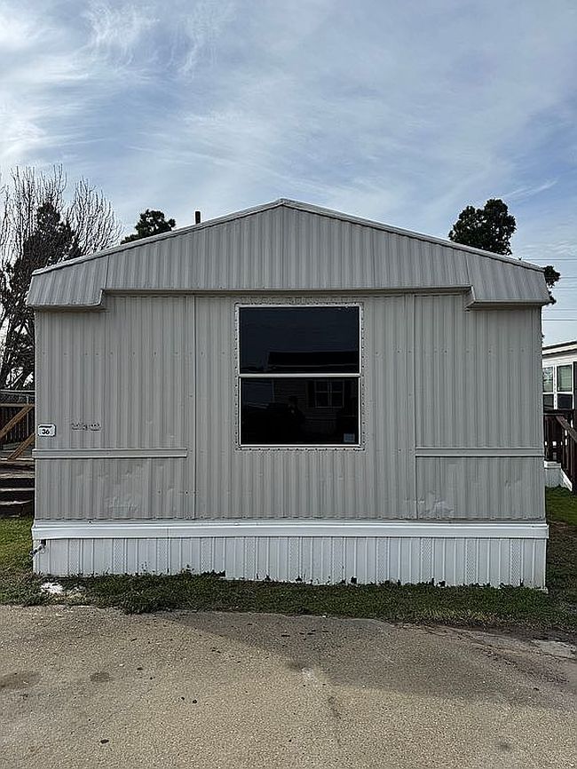 Image of 3101 State Highway 31 E Trailer 36