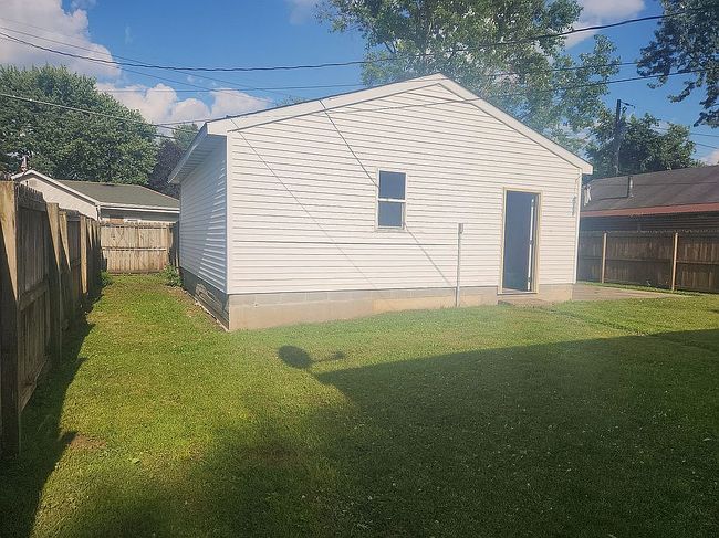 Photo of 2920 S 6th St, Terre Haute, IN