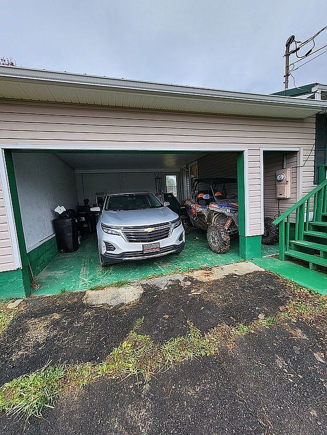 Photo of 246 Park Ave, Craigsville, WV