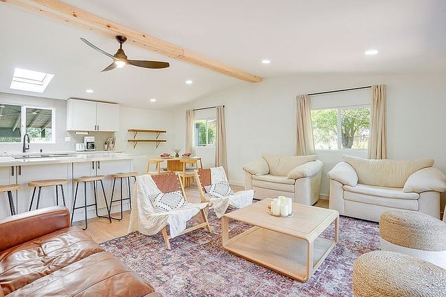 Additional photo 3 of property located at 2570 Blue Horizon Rd